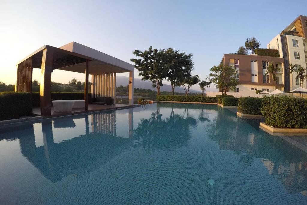 Cozy Modern Room With Stunning Lake & Mountain View Chiang Mai Exteriör bild