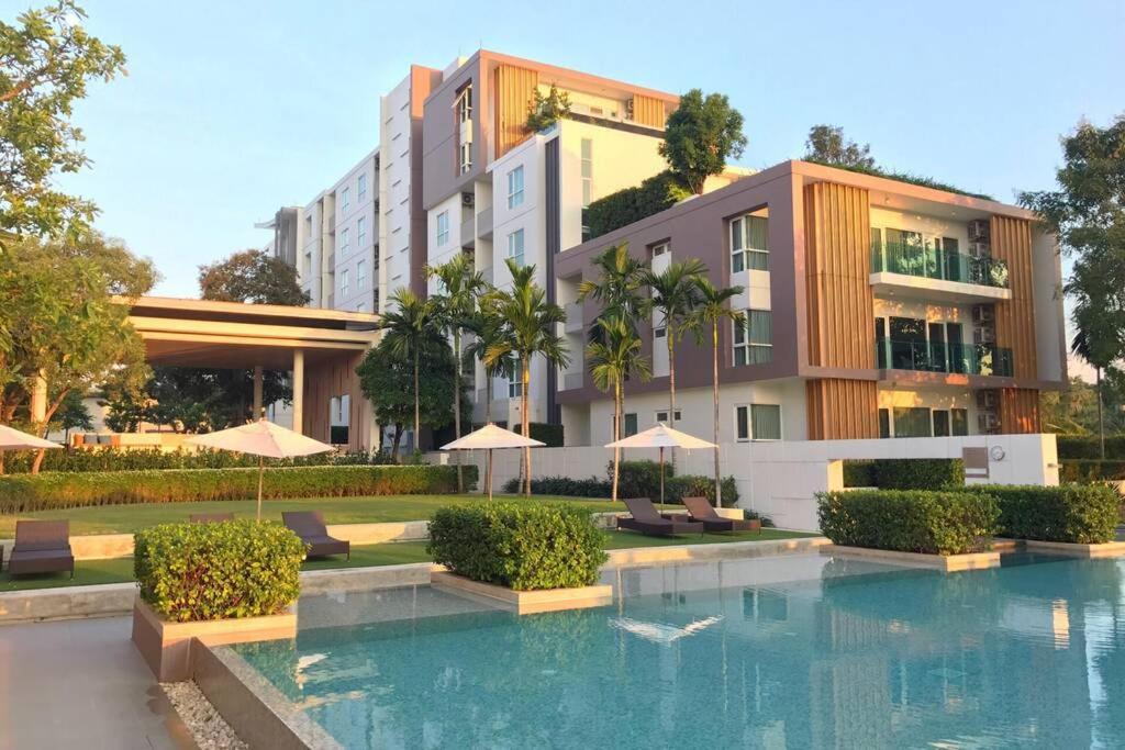 Cozy Modern Room With Stunning Lake & Mountain View Chiang Mai Exteriör bild